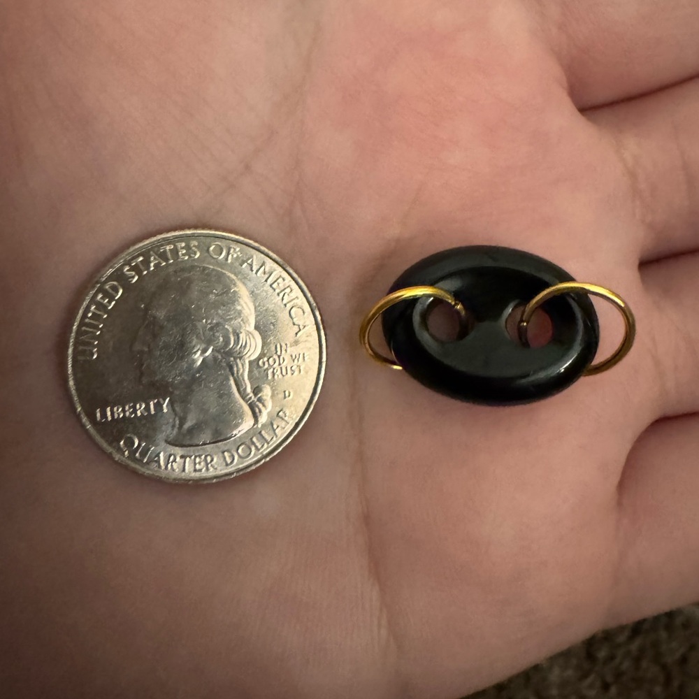 Onyx Puffy Mariner with Gold Tone Hardware Extender and Pendant